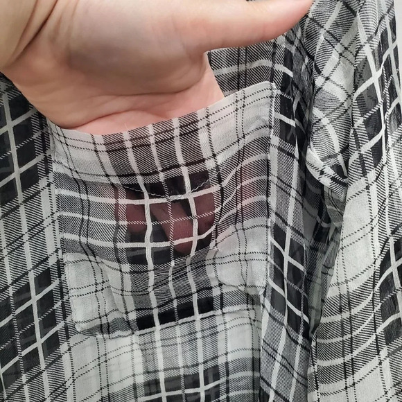 Urban Outfitters | Corpus Women's Black White Plaid 100% Silk Sheer Button Up XS - Picture 3 of 6